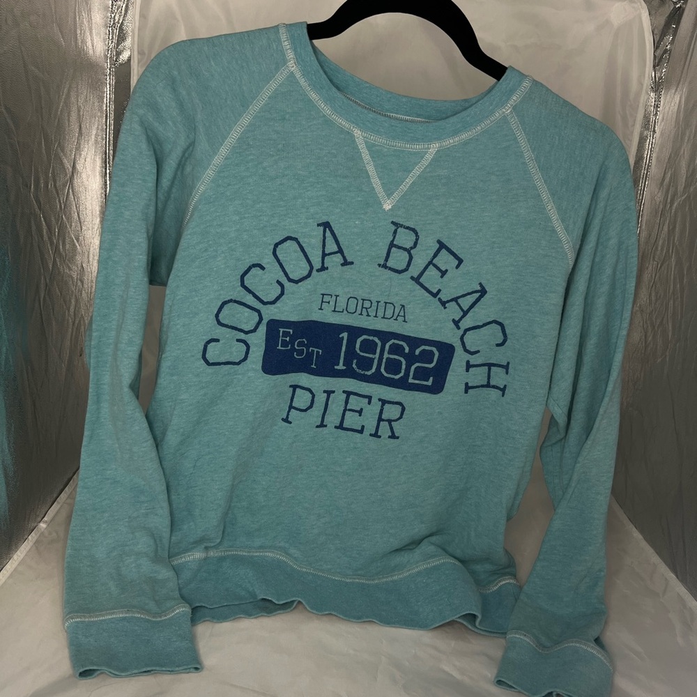 Cocoa beach crewneck lightweight